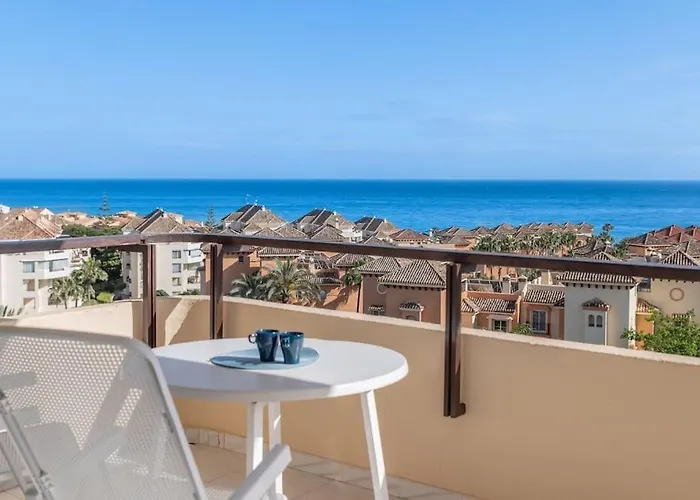 Charming Apartment With Sea Views
