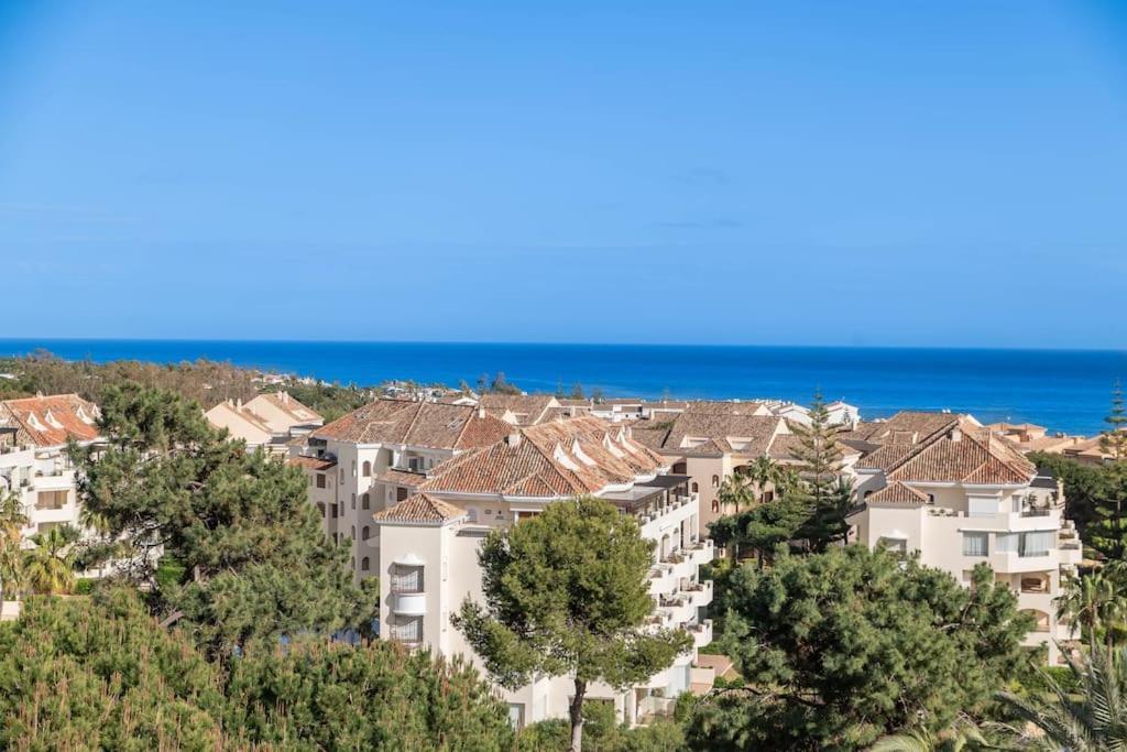 Charming With Sea Views Marbella