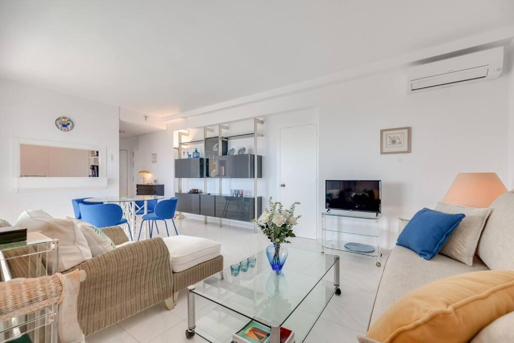 Charming With Sea Views Apartment *